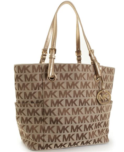 michael kors tote with wristlet|Michael Kors Tote clearance.